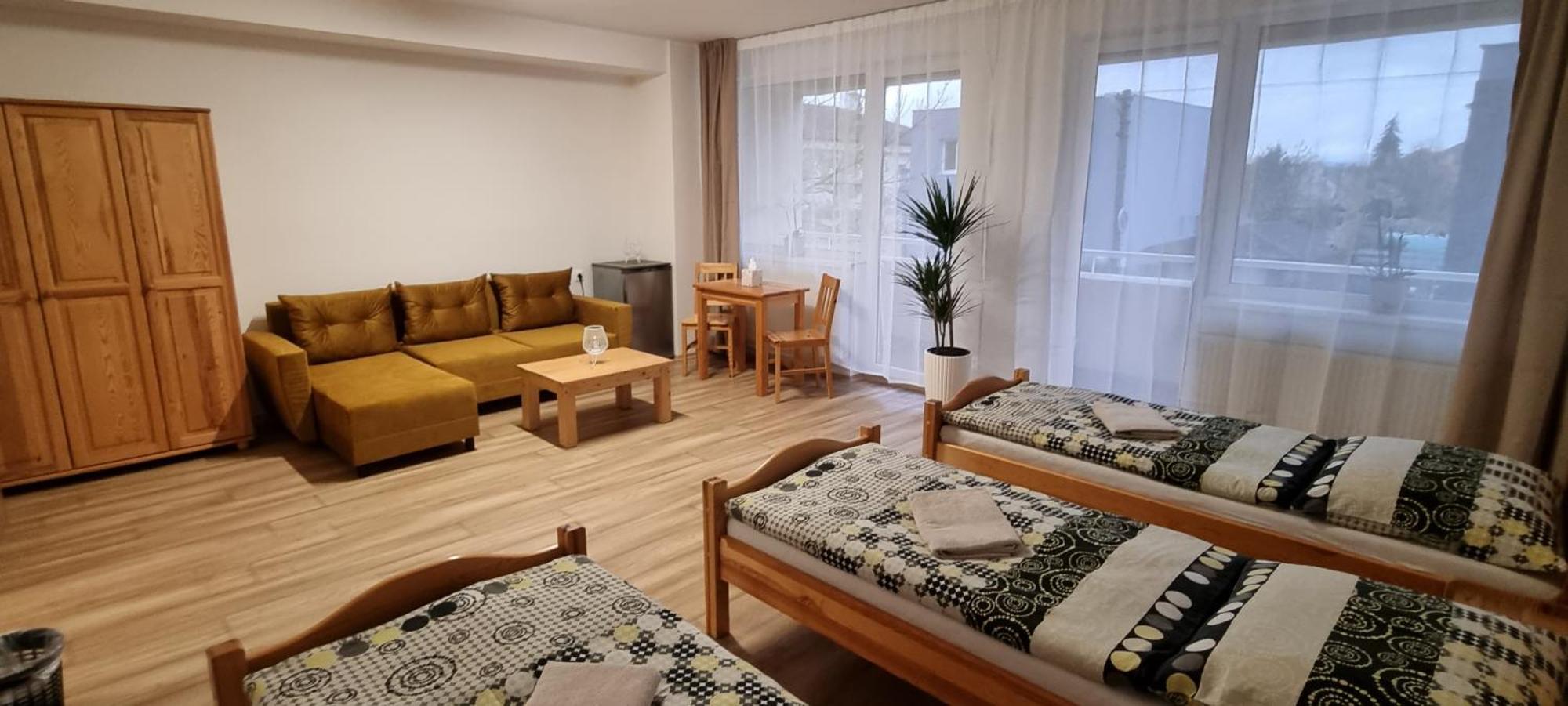 Ubytovanie Funstar Topoľčany Rom bilde